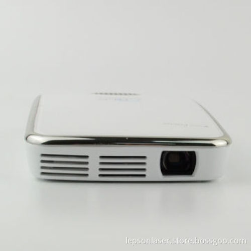 Mini DLP pocket projector RGB LED light built-in high capacity batteryNew